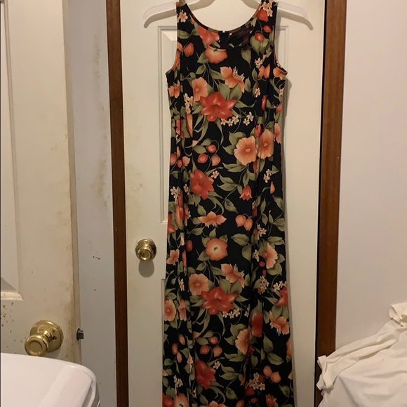 Long Floria Evening Dress - Picture 1 of 1